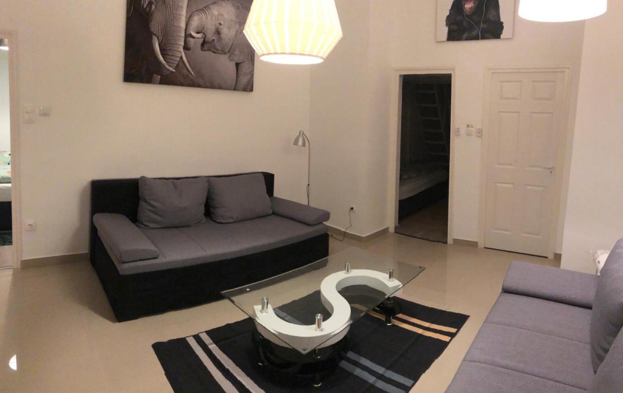 Apartament The Urban Jungle By Gozsdu Budapeszt Zewnętrze zdjęcie
